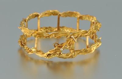 A Yellow Gold Bangle Bracelet 18k