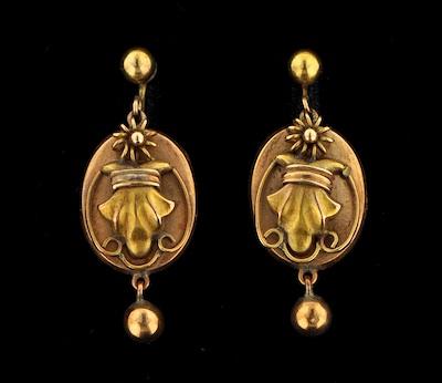 A Pair of Victorian Earrings In b4f36