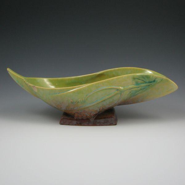 Roseville Wincraft console bowl in chartreuse