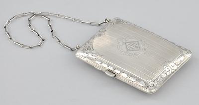 A Sterling Silver Purse on Chain b5985