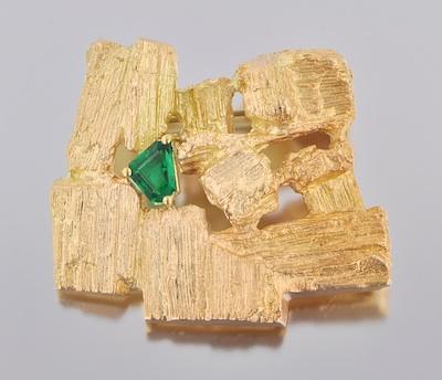 A Contemporary 14kt Gold and Emerald b5a42