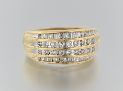A Ladies Diamond Ring 10k yellow b5a62