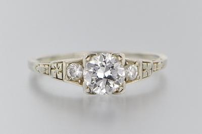 A Ladies' Deco Diamond Ring 14k