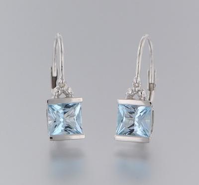 A Pair of Aquamarine Diamond b5ae9