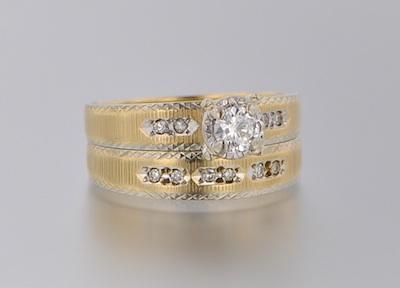 A Ladies Diamond Engagement Set b5b21