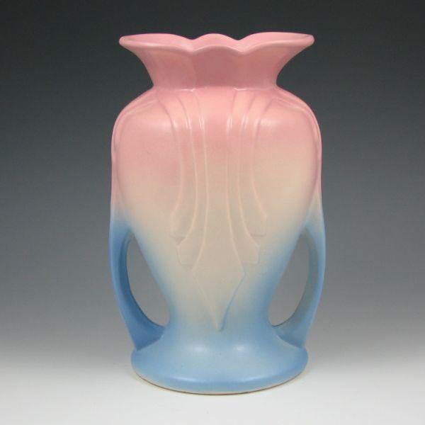Hull Mardi Gras vase in pink white b6041