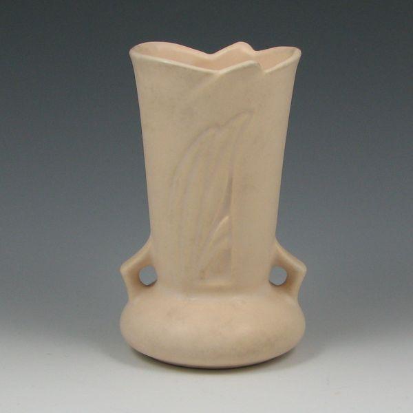 Roseville Silhouette vase in ivory  b6048