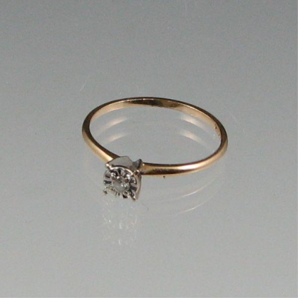 Ladies 14K gold and diamond engagement