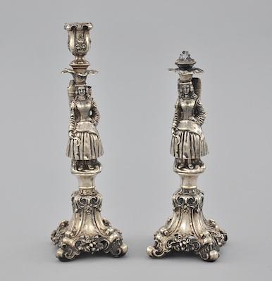 A Pair of Figural Silver Candleholders b63dc