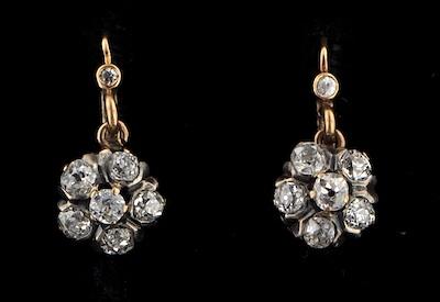 A Pair of Diamond Cluster Earrings