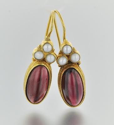 A Pair of Garnet and Pearl Earrings b6555