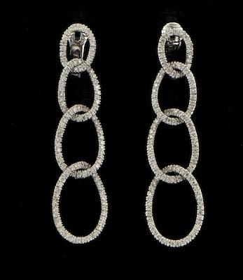A Pair Diamond Pendant Earrings