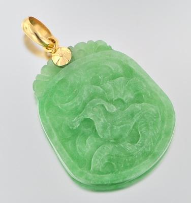 A Carved Green Jade Pendant 14k