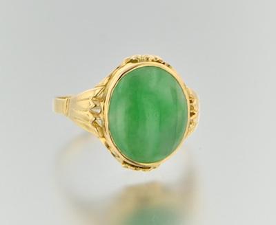 A Ladies Gold and Jadeite Ring 18k