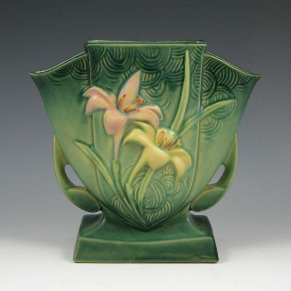 Roseville Zephyr Lily fan vase b7270