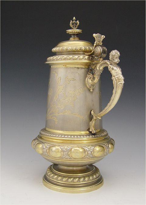 IMPRESSIVE GERMAN SILVER TANKARD  b7fba