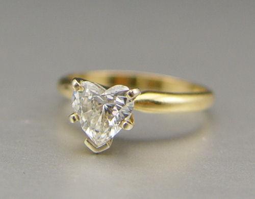 1 04 CT HEART SHAPED DIAMOND 14K b8003