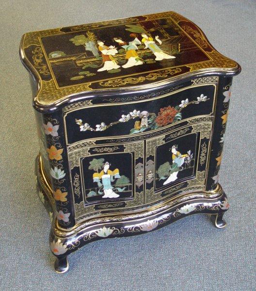 CONTEMPORARY LACQUERED CHINESE b80e5