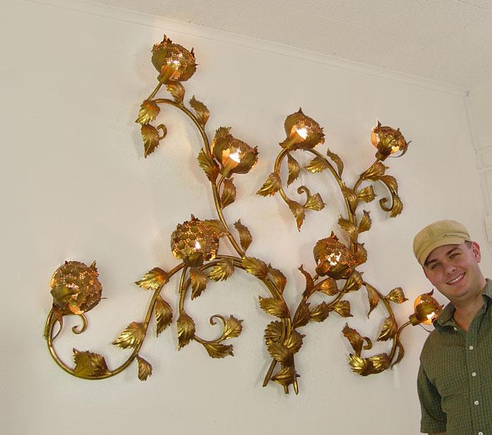 8 LIGHT GILT METAL WALL SCULPTURE  b8138