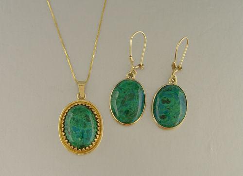 EGYPTIAN MALACHITE NECKLACE AND b8158