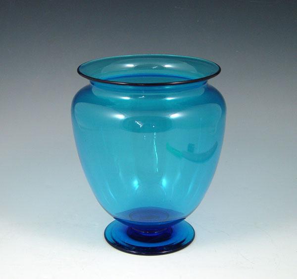 STEUBEN CELESTIAL BLUE VASE: Shape 938,