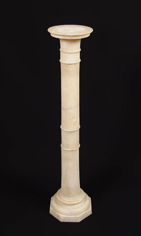 WHITE MARBLE PEDESTAL: Slender pedestal