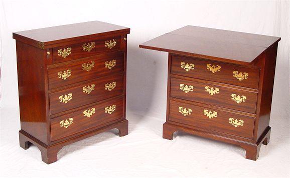 DIMINUTIVE PAIR OF BAKER FURNITURE b8cb6