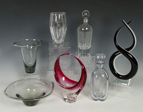 7 PIECE ART GLASS LOT Assorted b8ef6