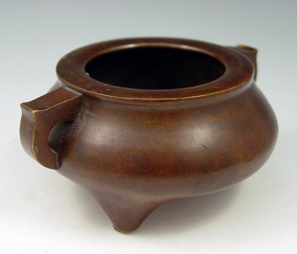 CHINESE BRONZE INCENSE BURNER: