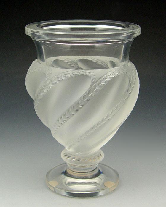 LALIQUE CRYSTAL SWIRL DESIGN VASE  b8ff0