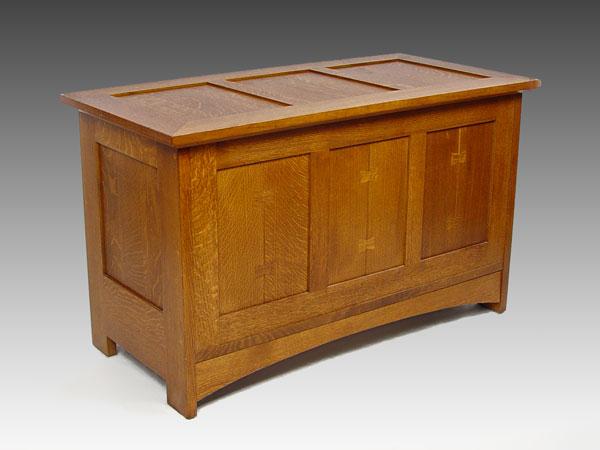 STICKLEY OAK BLANKET CHEST FROM