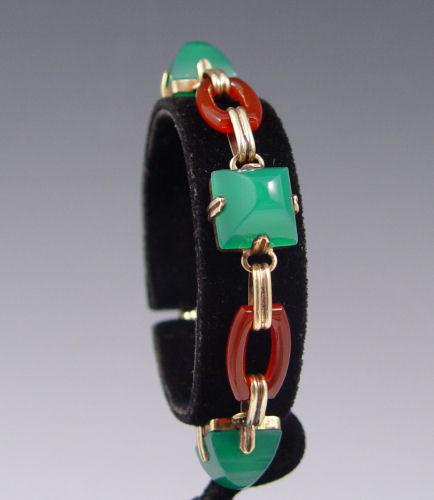 CA. 1940'S CARNELIAN AND CHRYSOPRASE