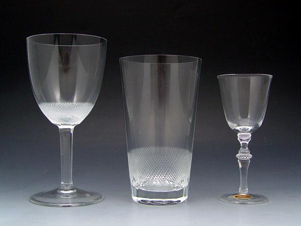 18 MOSER CRYSTAL TUMBLERS AND STEMS: