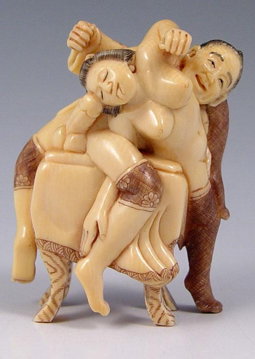 CARVED IVORY EROTIC NETSUKE Graphic b8d1b