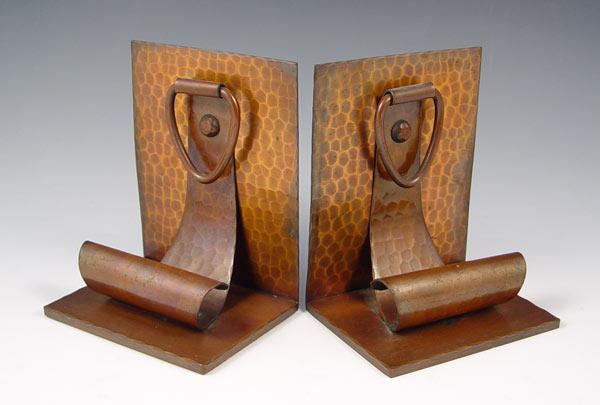 PAIR ROYCROFT HAND HAMMERED COPPER BOOKENDS: