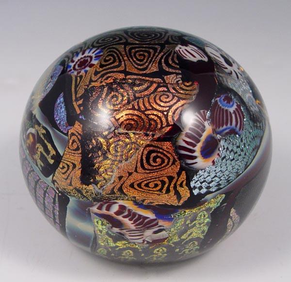 VANDERLAAN BLISS ART GLASS PAPERWEIGHT: