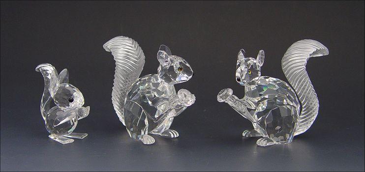 3 SWAROVSKI CRYSTAL SQUIRRELS  b929d