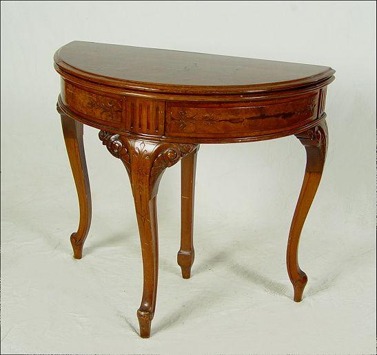 VICTORIAN DEMI GAME TABLE: Walnut