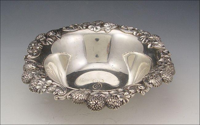TIFFANY CO STERLING CLOVER CENTERBOWL  b93d6