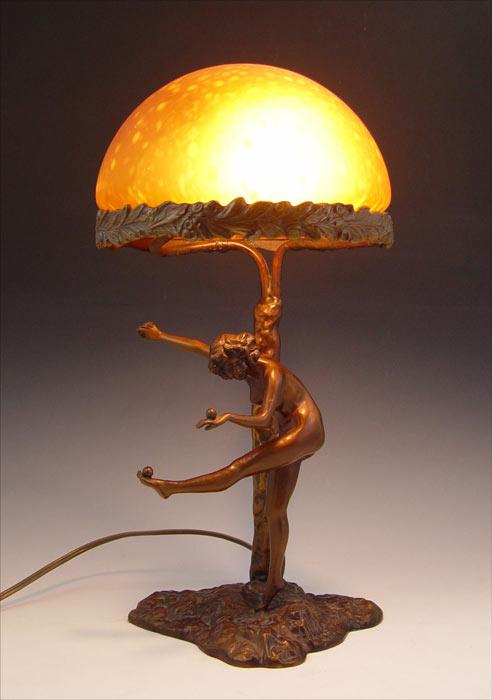 VINTAGE NUDE FIGURAL LAMP Figure b94ac