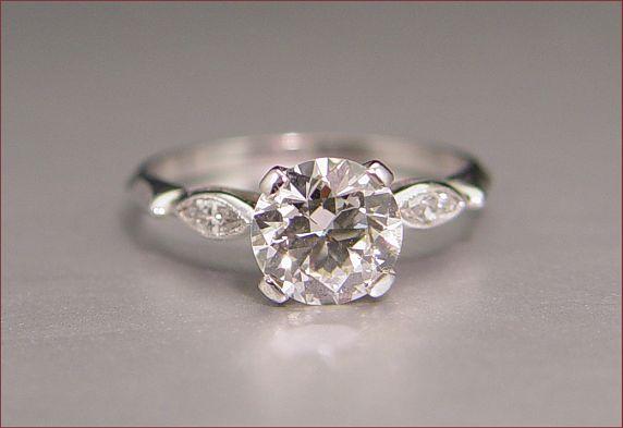 PLATINUM 1 38 CT DIAMOND SOLITAIRE b914b