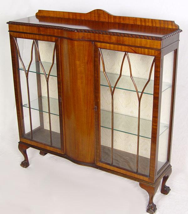 ENGLISH DISPLAY CASE: Double door, glass