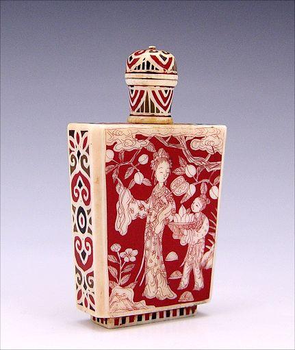 ENAMELED JAPANESE IVORY SNUFF BOTTLE  b9276