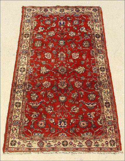 TURKISH MAHAL DESIGN RUG: Approx.