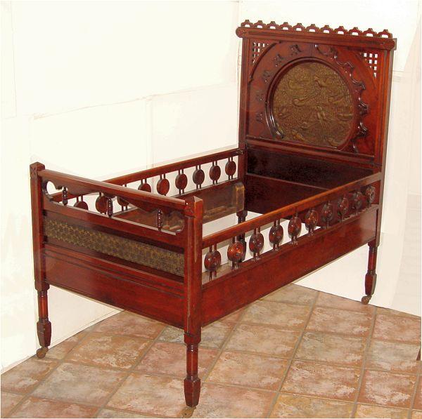 EXTRAORDINARY VICTORIAN CHILDS BED: