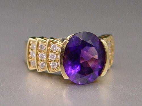 4 5 CT AMETHYST WITH DIAMONDS RING  b96b9