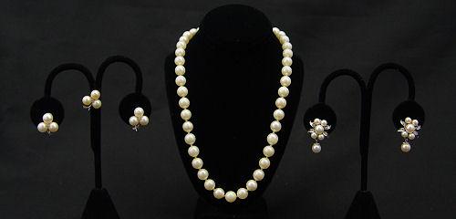 CULTURED PEARL NECKLACE AND PEARL AND