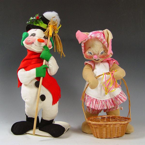 2 LARGE ANNALEE HOLIDAY DOLLS  b976a
