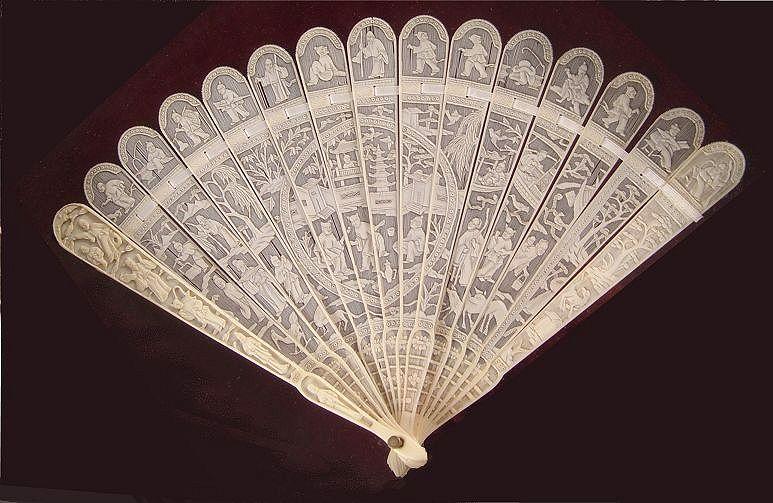 CHINESE CARVED IVORY FAN: Intricate