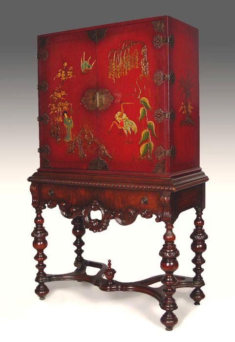 VICTORIAN CHINOISERIE CARVED CHEST ON